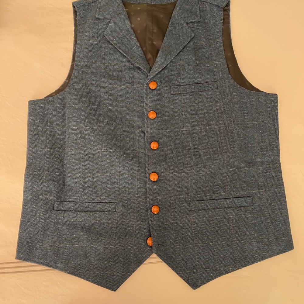 Men's Navy Vest with Brown Buttons-Large-46”-Brand New! Never worn.